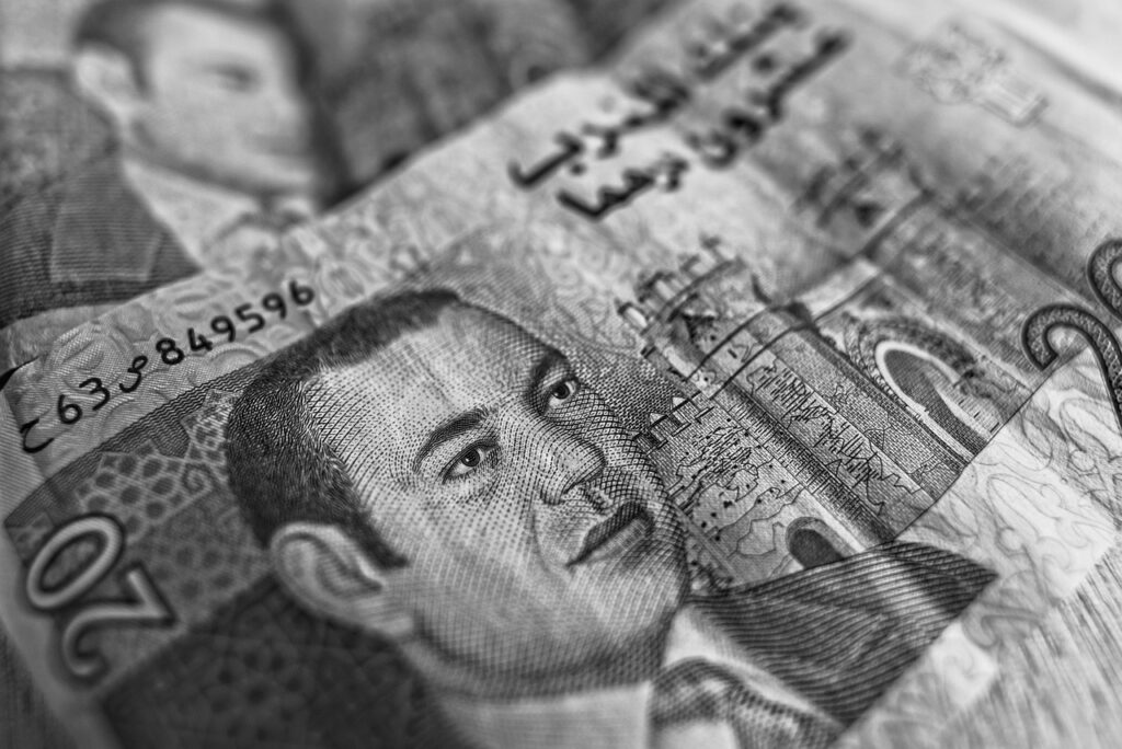 20代女性がジムの契約を解約する際に違約金はあるか？